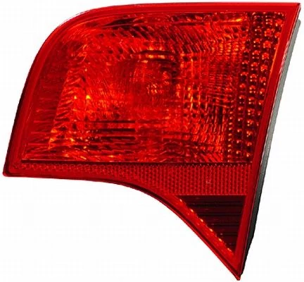 Audi A4 hátsó belső lámpa
