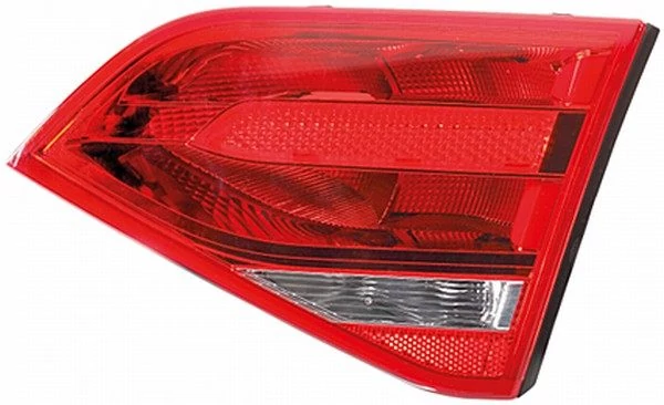 Audi A4 hátsó belső lámpa